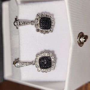 Genuine Elegant Black & White Diamond Earrings